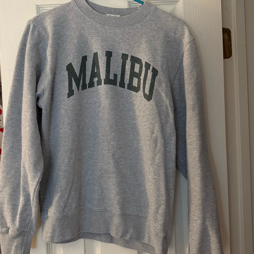 Brandy Melville Crewneck